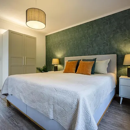 Holiday home Groeoen-huus - Noord *
